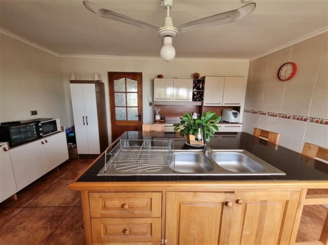 Casa en Venta en Los Cruceros | Parcela de 5.145 m² con Piscina