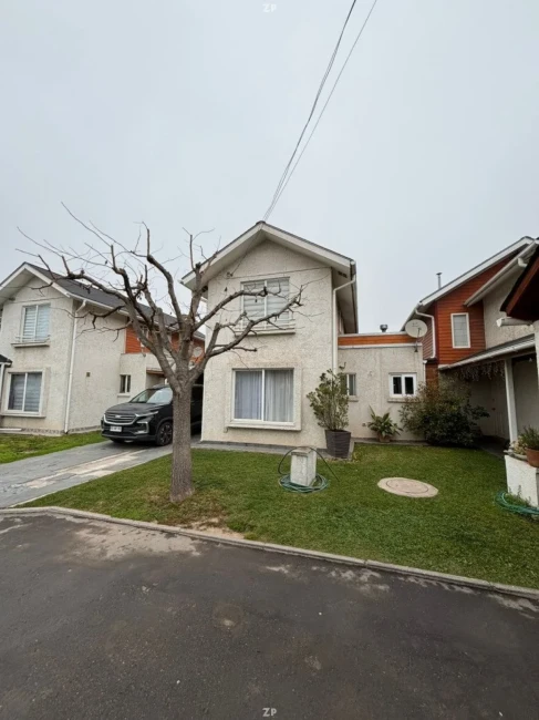 Casa en Venta en Condominio | 4 Dormitorios y Quincho