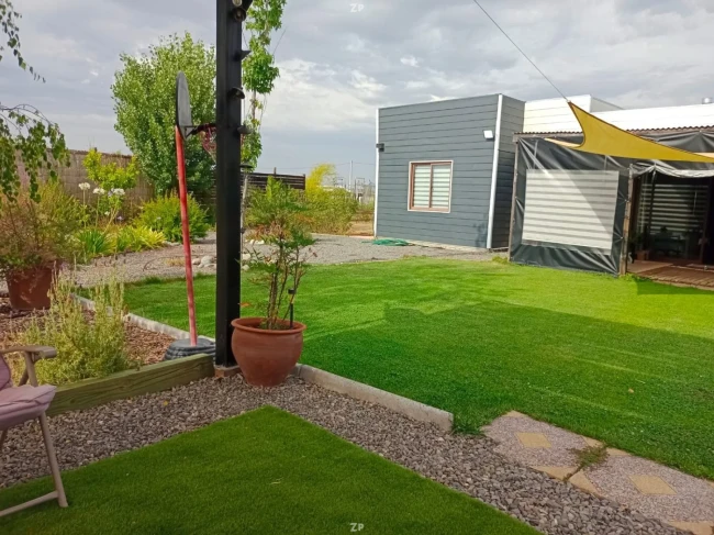 Parcela en Venta en Mallermo | 3 Casas, Quincho y Piscinas