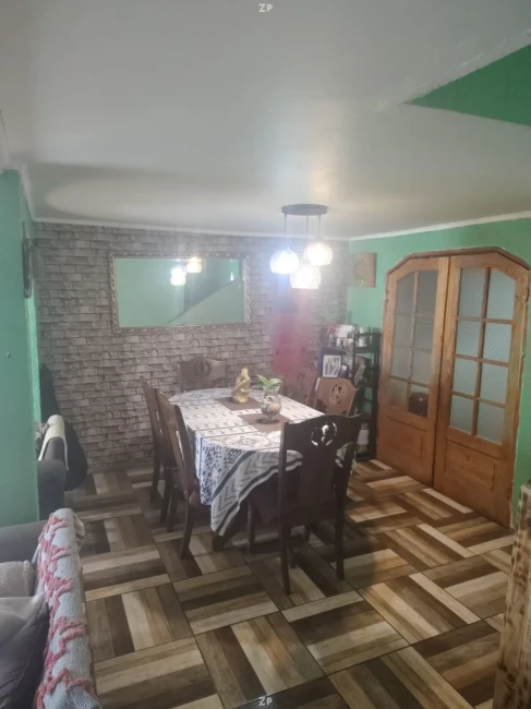 Casa en Venta en Rosario | 4 Dormitorios con Quincho y Logia