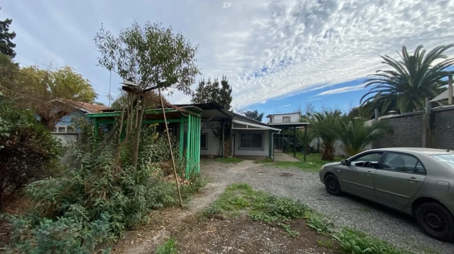 Casa en Venta en Calle Condell, Rengo | 3 Dormitorios, 2 Baños y Amplio Terreno 
