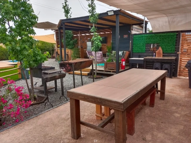 Parcela en Venta en Mallermo | 3 Casas, Quincho y Piscinas