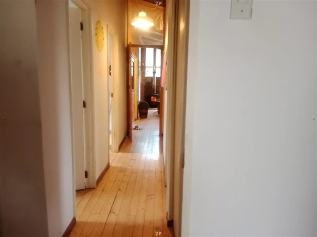 Parcela en venta de 5.600 m² con casa de madera, jacuzzi y á…