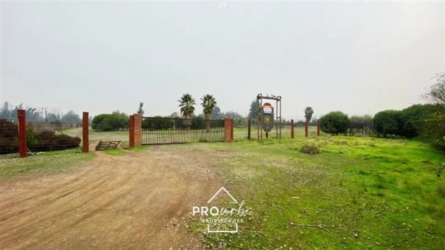 Terreno en venta de 31.046 m² para proyecto educacional o deportivo