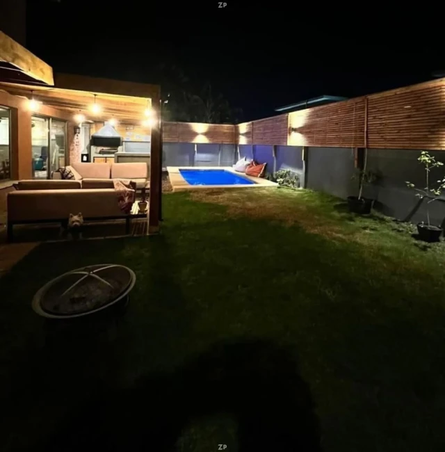 Casa en Venta en Buin | 3 Dormitorios, Piscina, Quincho y 4 Estacionamientos