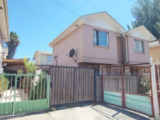 Casa en Venta en Villa El Solar 5, Buin | 3 Dormitorios y Excelente Conectividad