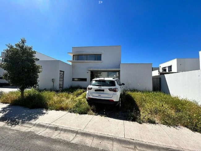 Casa en Venta en Condominio Los Castaños, Linderos, Buin | 3 Dormitorios