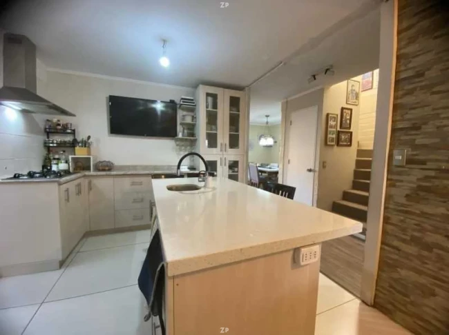 Casa en Venta en Condominio en Buin | 3 Dormitorios, Piscina y Quincho