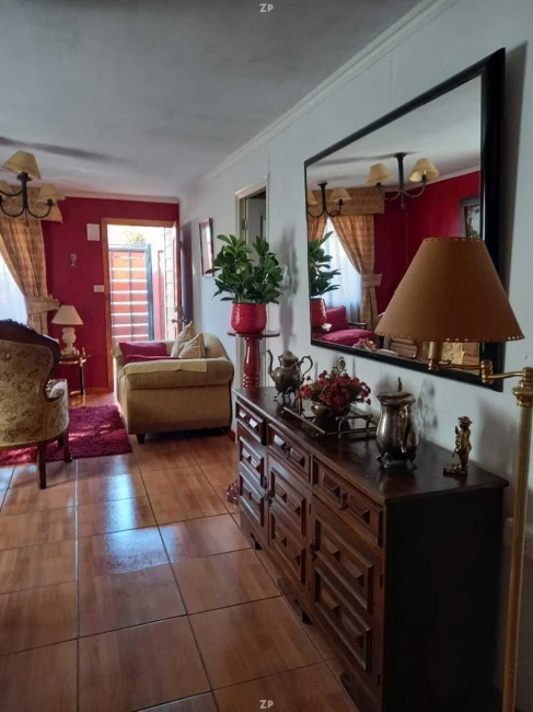 Casa en Venta en Centro de Buin | 4 Dormitorios, 140 m² Construidos y 386 m² 