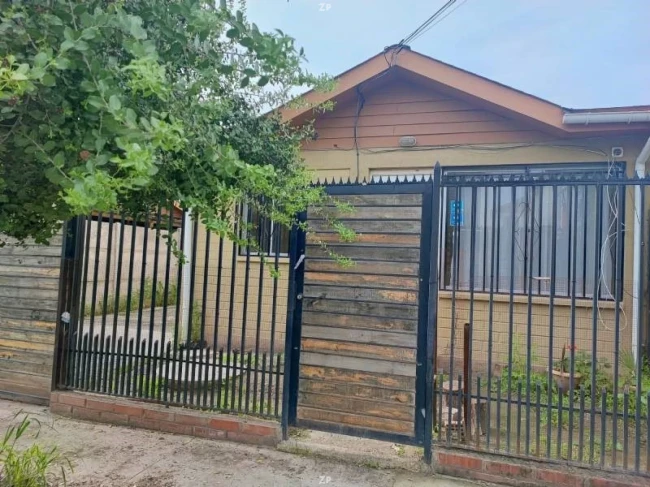 Casa en Venta en Villa Las Compuertas, Buin | 3 Dormitorios y 122 m²