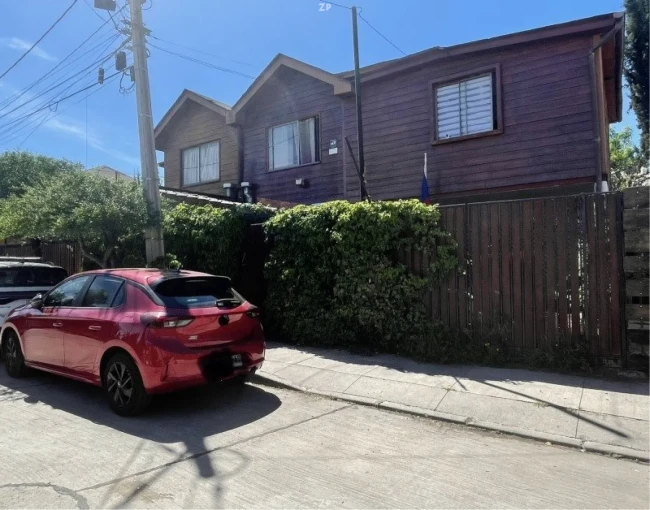 Casa en Venta en Juan González Oriente, Buin | 4 Dormitorios, Quincho y Tinaja