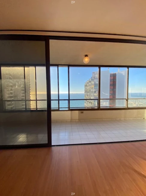 Departamento en Venta en Av. San Martín | 170 m² con Vista al Mar