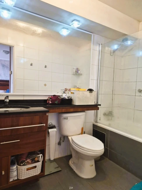 Departamento en Venta 3 Dormitorios con Sala de Estar, 2 Estacionamientos
