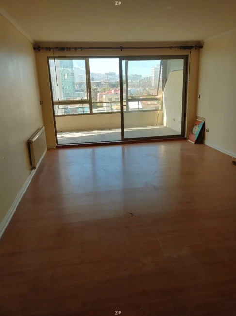 Departamento en Venta de 3 Dormitorios y 3 Baños en Sector Poniente