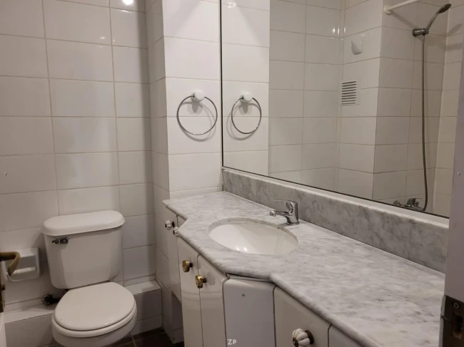 Departamento en Venta 3 Dormitorios con 2 Estacionamientos y Bodega