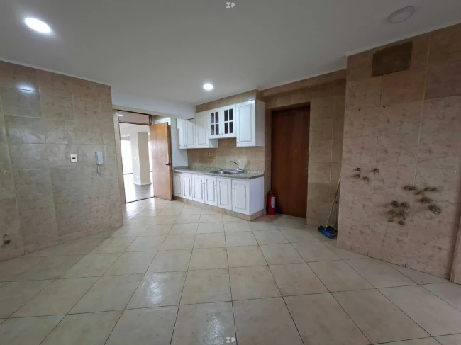 Departamento Penthouse en Venta Frente al Casino de Viña del Mar | 4 Dormitorios