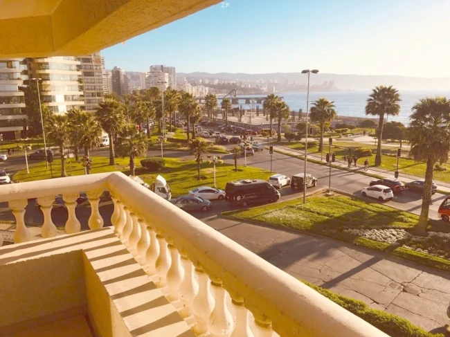 Departamento en Venta Frente al Mar en Coraceros, Viña del Mar | 4 Dormitorios