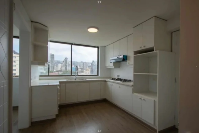 Penthouse en Venta en Viña del Mar | 4 Dormitorios, 4 Baños, Vista al Mar
