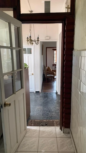 Casa en Venta en Chorrillos | 3 Dormitorios y 5 Estac.