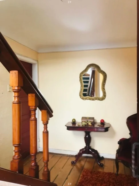 Casa para Remodelar en 1 Oriente | 7 Dormitorios y 2 Estacionamientos
