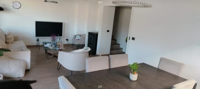 Casa en venta en condominio en Reñaca, Viña del Mar | 5 dormitorios, 3 baños