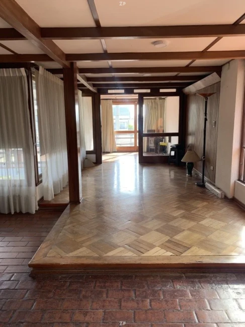 Casa en venta en Recreo Bajo, Viña del Mar | 4 dormitorios, 3 baños y 473 m²