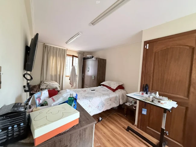 Casa en venta en Los Almendros, Reñaca, Viña del Mar | 7 dormitorios, piscina
