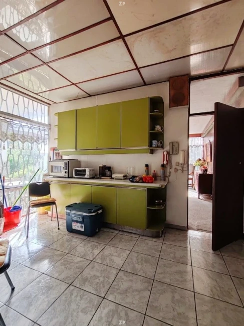 Casa 7D/5B con 2 Propiedades, Piscina y Quincho en Gregorio Marañón