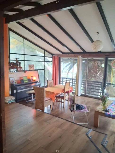 Casa 4D/2B con Patio y Estacionamiento en Santa Inés, Viña del Mar