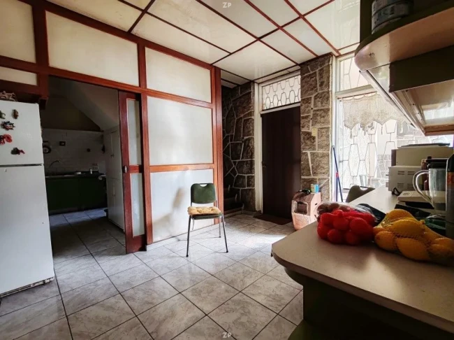 Casa 7D/5B con 2 Propiedades, Piscina y Quincho en Gregorio Marañón