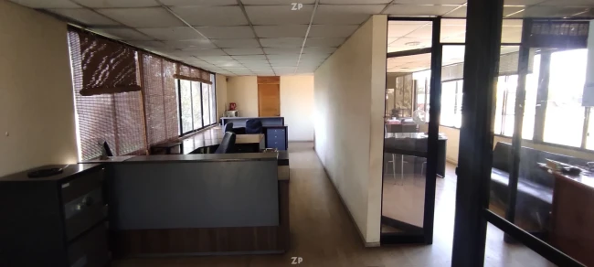 SE VENDE EXCELENTE PROPIEDAD INDUSTRIAL INOFENSIVA, TERRENO ESQUINA, 5.000 M2.
