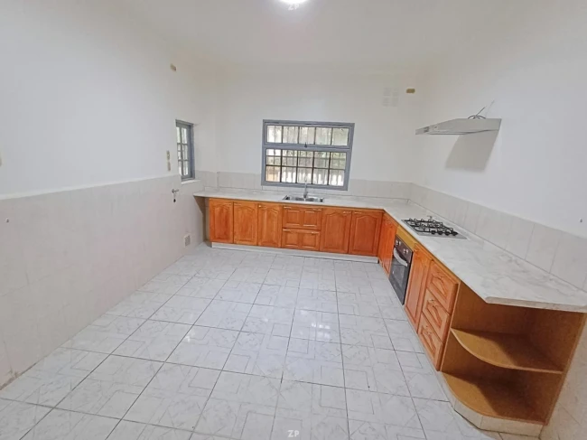 Casa 6D/4B en Venta en Miraflores Bajo, Viña del Mar | 4 Estac.
