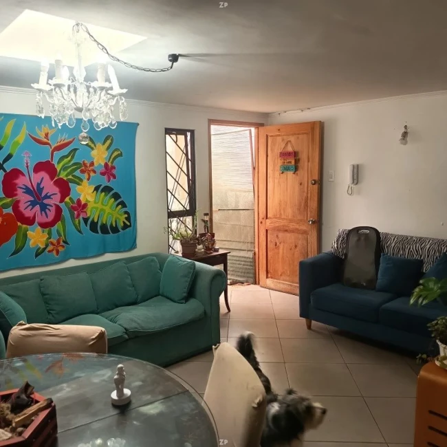 Casa en Venta en Recreo, Viña del Mar | 6 Dormitorios, Piscina y Quincho