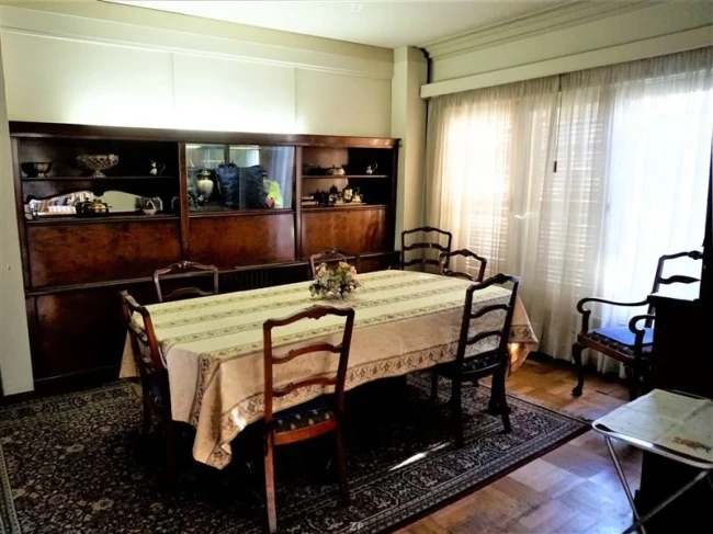 Casa en venta en Miraflores Bajo, Viña del Mar | 5 Dormitorios, 4 Baños y 5 Esta