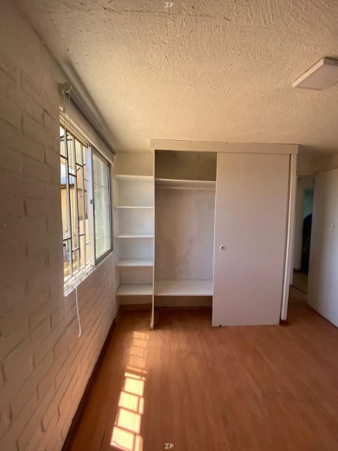 Departamento en Venta Cerca del Centro de Valparaíso | 2 Dormitorios, Patio y Es