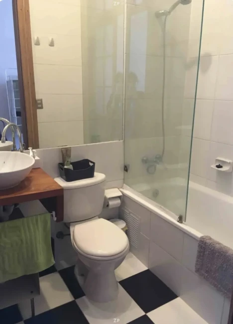 Departamento amoblado en venta en Cerro Artillería, Valparaíso | Vista a la bahí