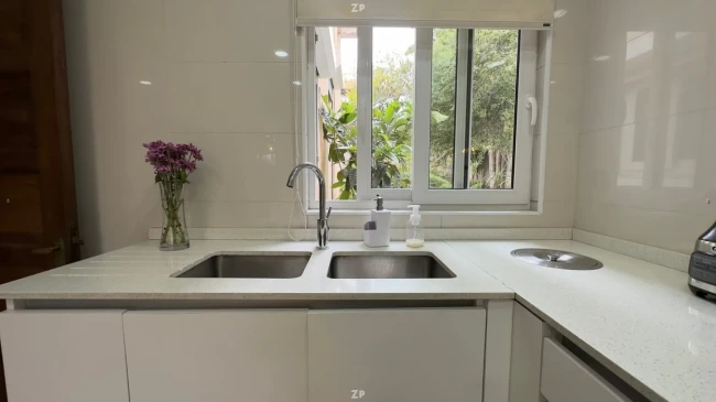 Casa en Venta en Cerro Castillo, Viña del Mar | 5 Dormitorios, Quincho y Terraza