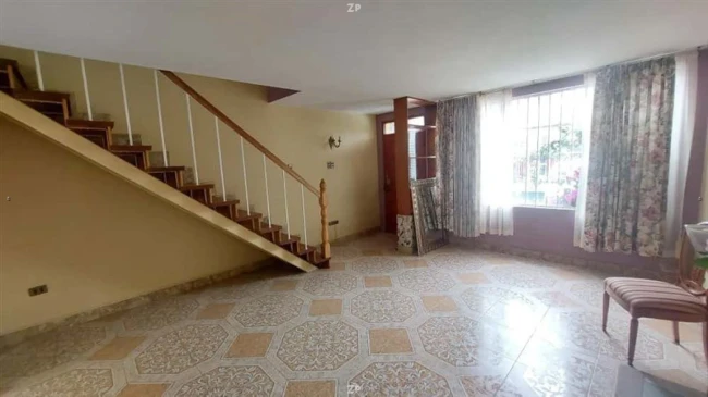 Casa en Venta en Chorrillos Bajo, Viña del Mar | 4 Dormitorios y 2 Estacionamien