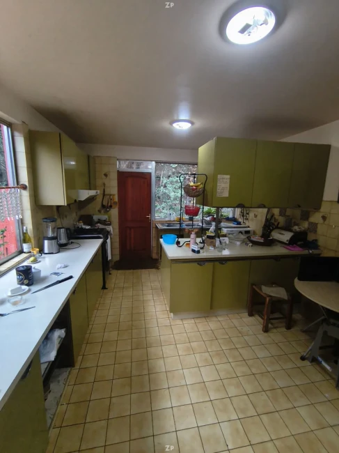 Casa en Venta en Alto Verde, Miraflores | 4 Dormitorios y Jardín