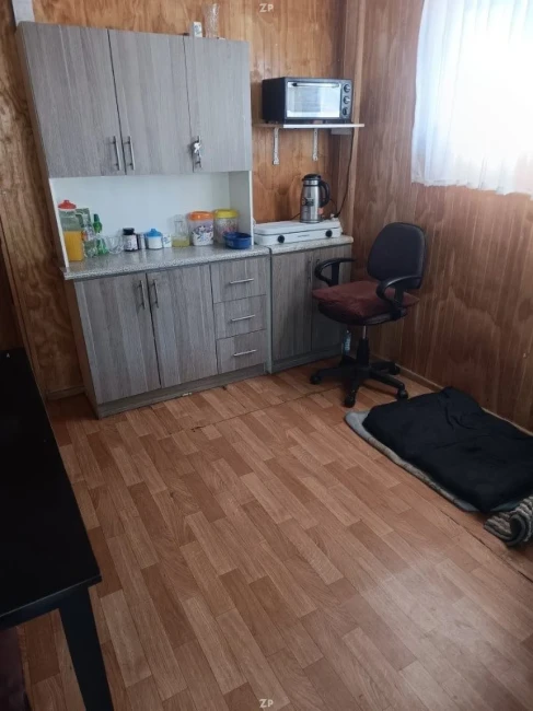 Casa Esquina en Venta en Gómez Carreño, Viña del Mar | 7 Dormitorios y 4 Baños