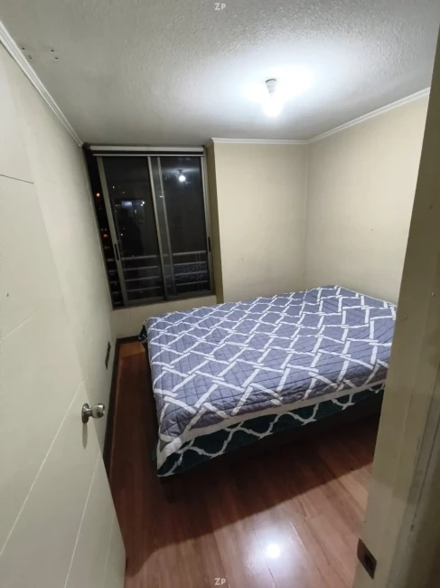 Departamento 2 dormitorio 1 baño a pasos del Metro Santa Isabel.