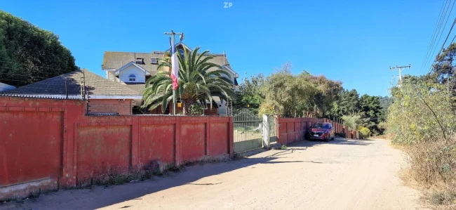 Casa en Venta en Los Pinos de Reñaca | 7 Dormitorios, Piscina