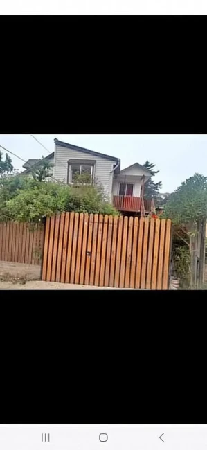 Propiedad con 3 Casas en Venta en Santa Julia, Viña del Mar | 6 Dormitorios