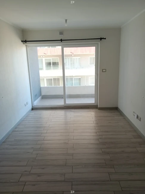 Se arrienda departamento