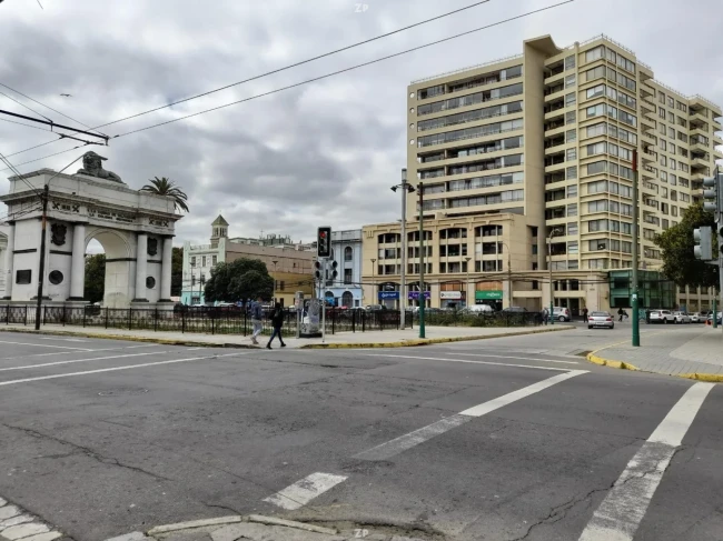 Departamento en Venta en Avenida Brasil, Valparaíso | 2 Dormitorios y Terraza