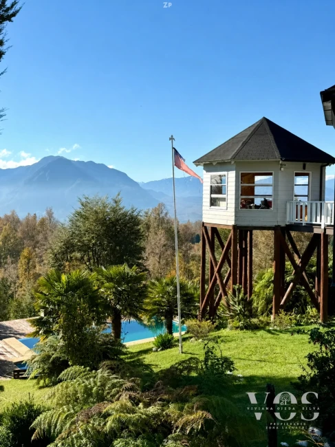 Venta parcela con casa de 15.000 m² en Pucón