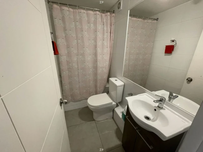 Departamento en Venta en Avenida Francia, Valparaíso | 2 Dormitorios y 2 Baños
