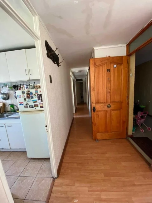 Departamento en Venta en Centro de Valparaíso | 2 Dormitorios, Estacionamiento