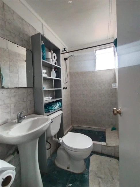 Departamento en Venta en Cerro Placeres | 4 Dormitorios, 1 Baño