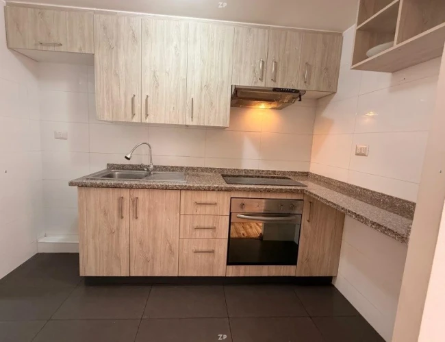 Departamento en Venta en Av. Francia | 2 Dormitorios, 2 Baños y Vista al Mar